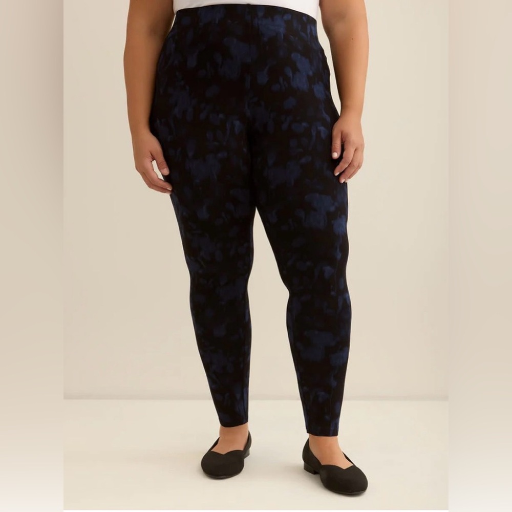 Penningtons Black and Blue Leggings 2X